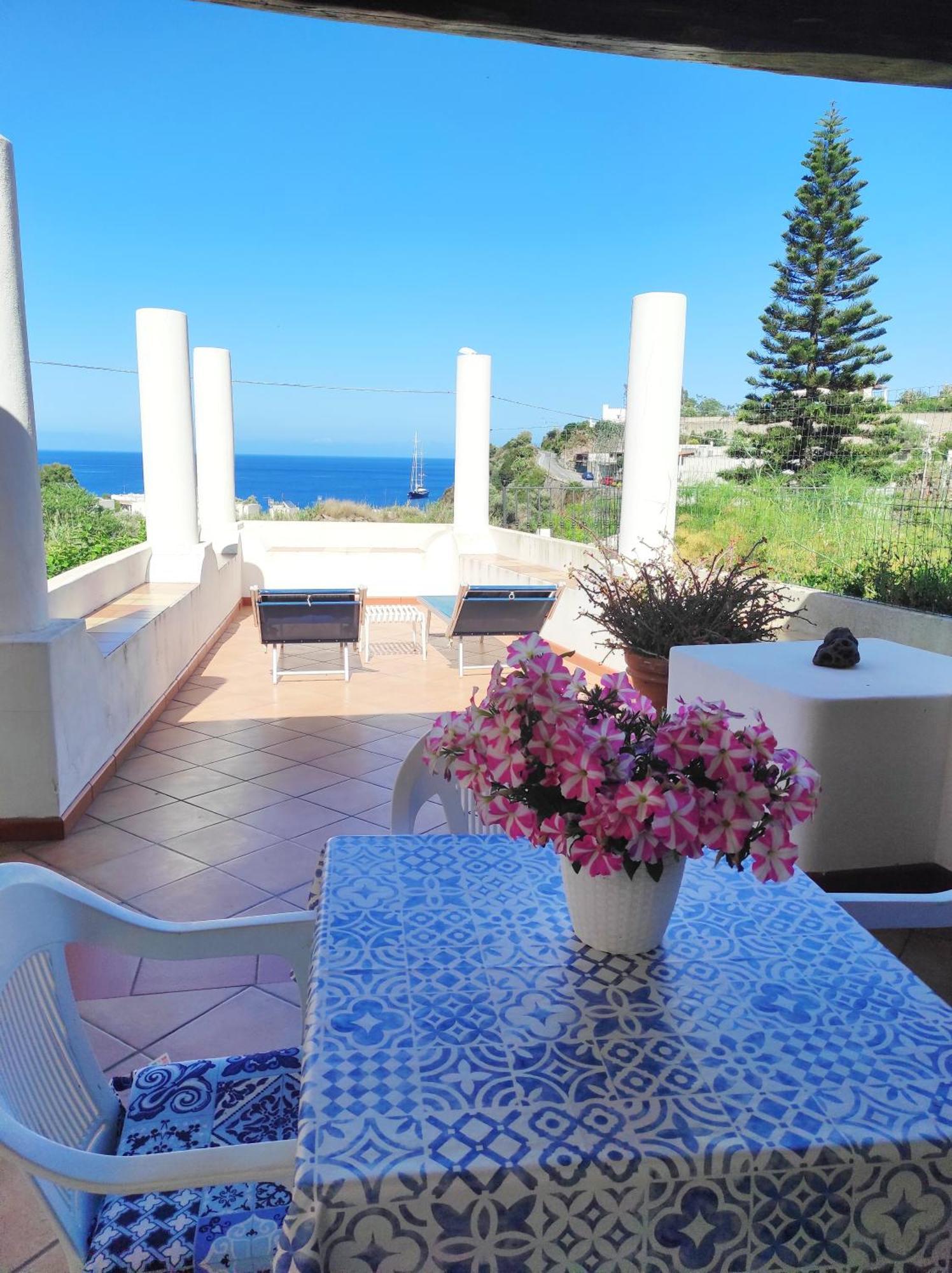 Holiday Home Mennulita Lípara Quarto foto